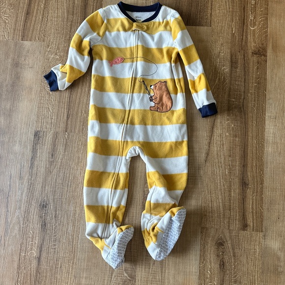 Carter's Other - Carter’s‎ Fleece Pajamas 3T